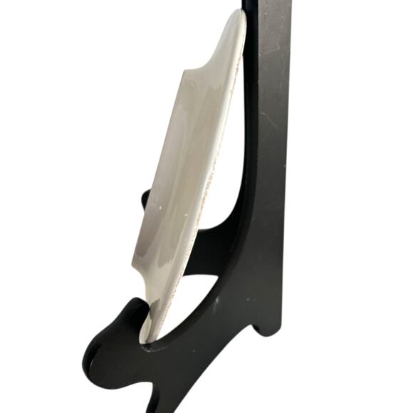 Bizzirri Ceramic Dinnerware Set of 4 Plates 2 Bowls - Picture 5 of 8